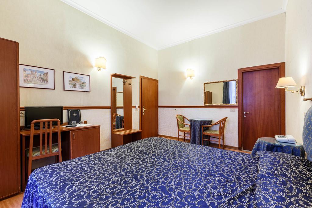 Hotel Paris Рим Екстер'єр фото